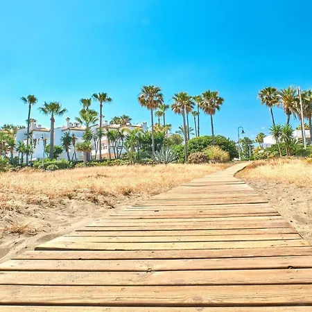 Cozy Side With Pool Lägenhet *