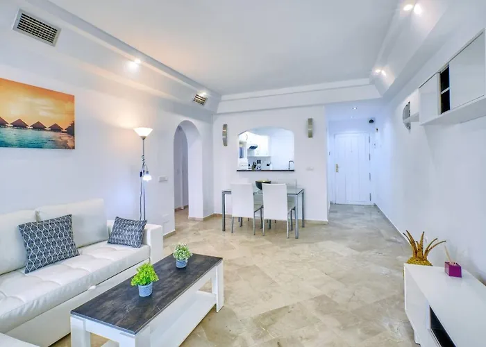 Cozy Side With Pool *