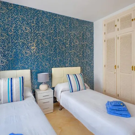 Cozy Side With Pool Appartement *