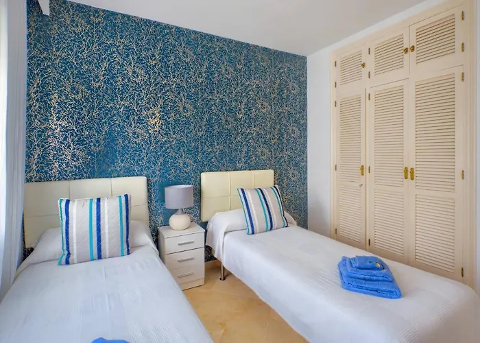 Cozy Side With Pool Appartement *